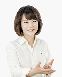 A Picture of Kim Hye Young                 