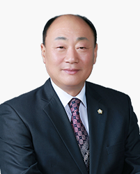 A Picture of Kim Young Chul                